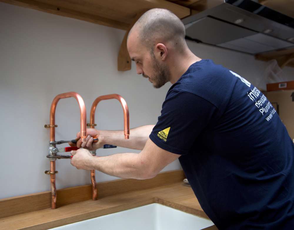 Emergency-Plumbers-London-1