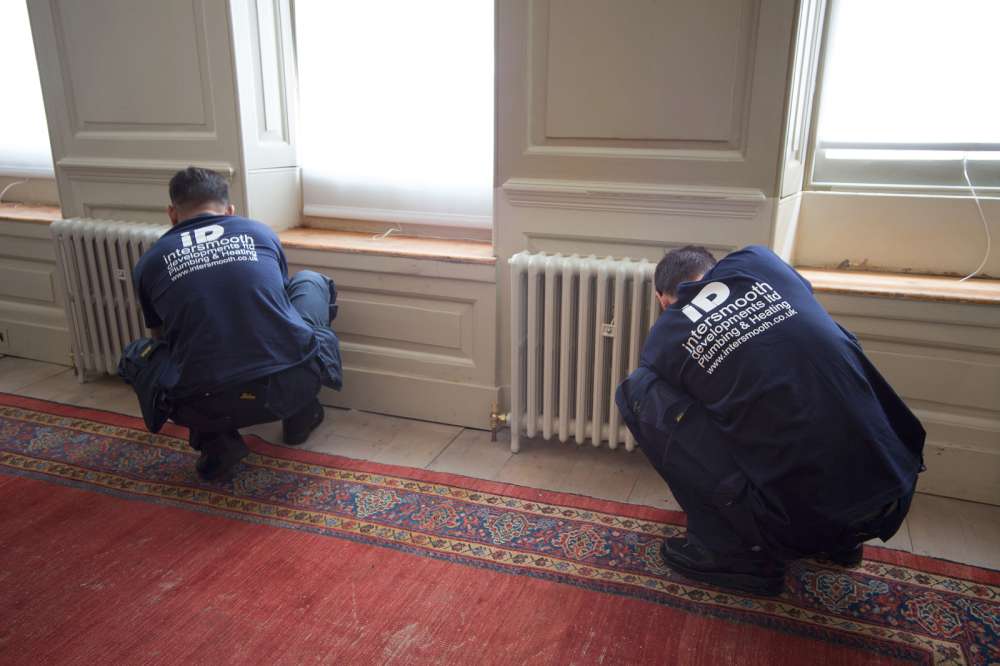 Emergency-Plumbers-London-3